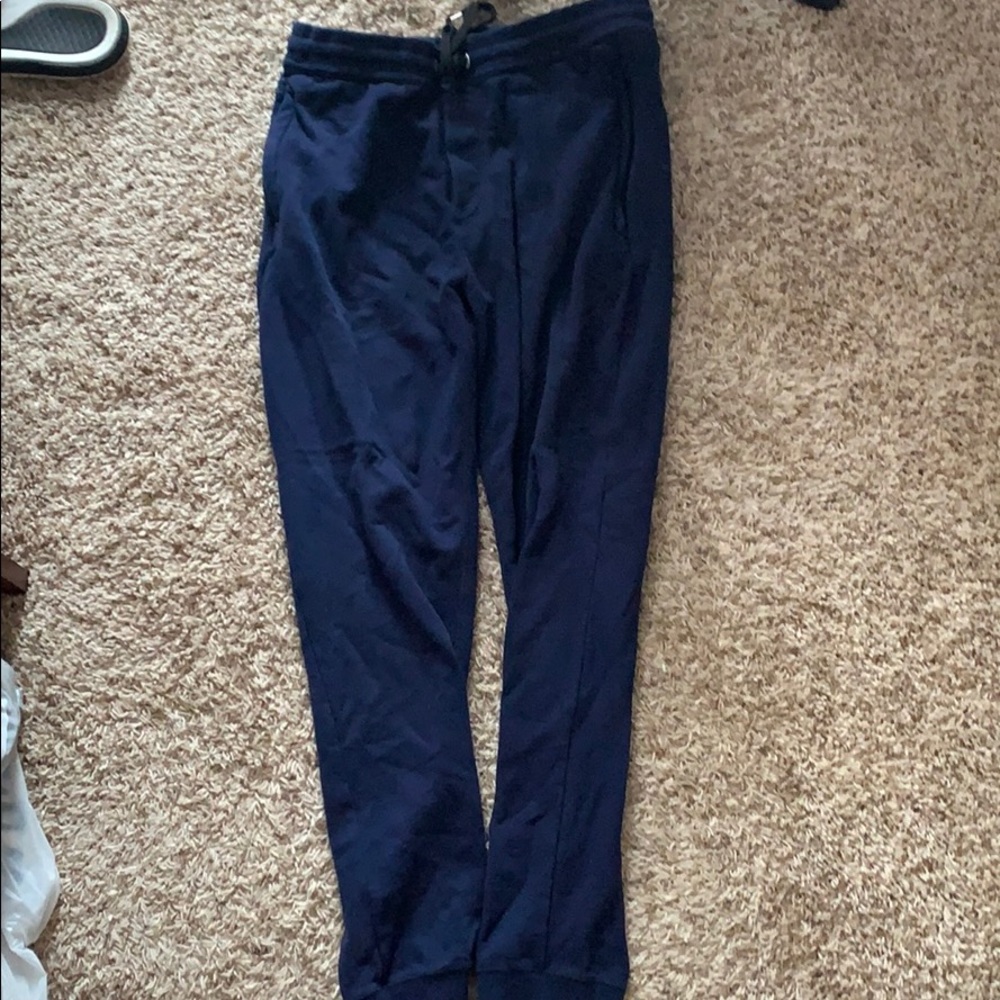 american eagle jogger pants